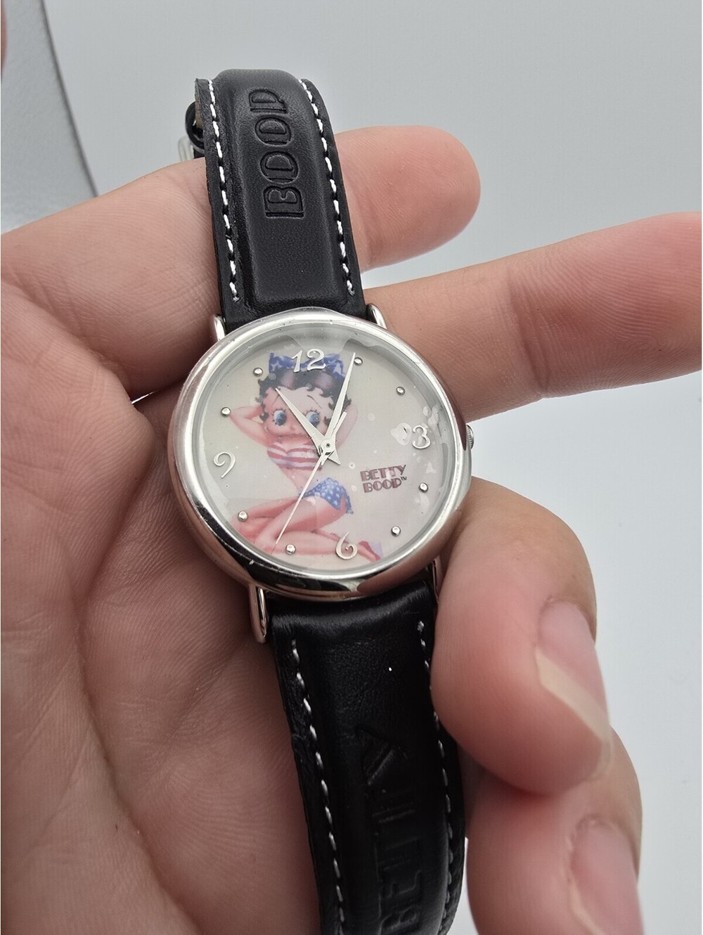 Vintage Betty Boop Women 2004 Dress Black Leather Quartz Analog 31mm Watch